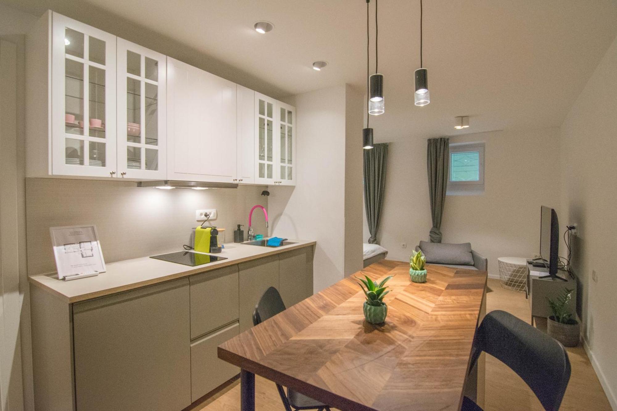 Romiru Rooms And Studio Apartment Split Kültér fotó
